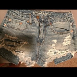 High wasted denim shorts
